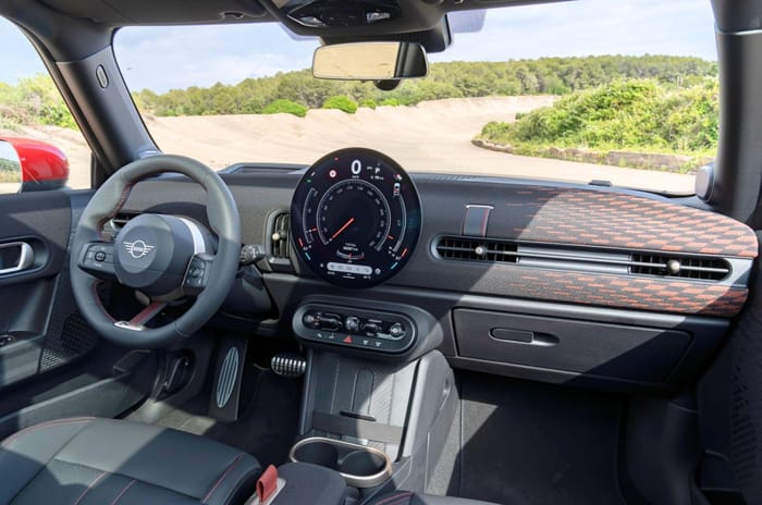 New petrol Mini Cooper JCW revealed